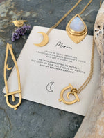 Load image into Gallery viewer, Pair of long &amp; short Moon and Stars asymmetrical Earrings
